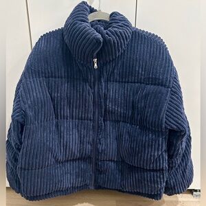 Soft cropped puffer jacket